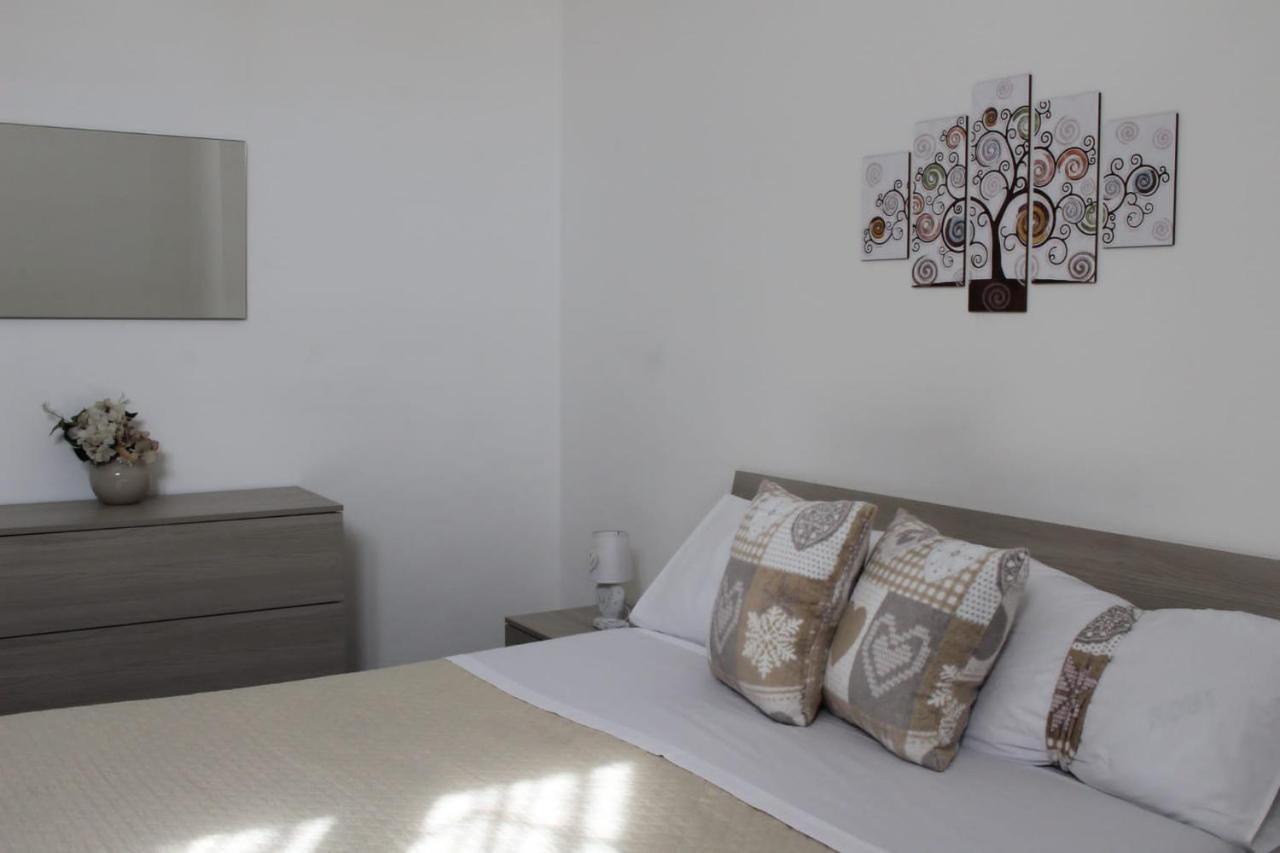 Apartament Chez Les Soeurs Pompeja Zewnętrze zdjęcie