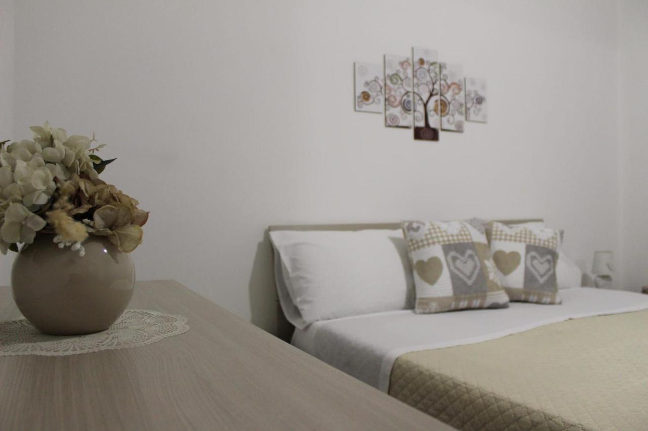 Apartament Chez Les Soeurs Pompeja Zewnętrze zdjęcie